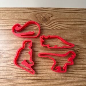 Vintage Jurassic Park Red Dinosaur Shape Jell-O Cutters Set Of Four